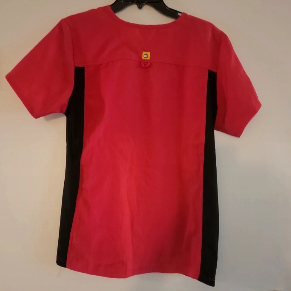 Scrub top - Picture 4 of 4